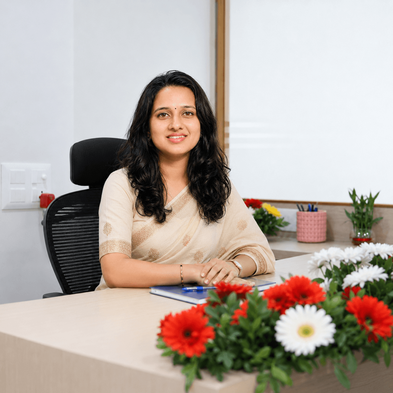 Dr. Jinal Chavda — Homoeopathic Consultant in her clinic
